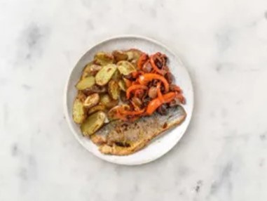 Duszony morszczuk z papryką